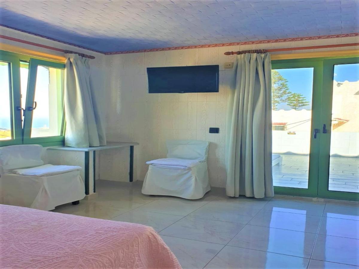 Very Spacious And Well Equipped Room Near The Sea Hersonissos  Exterior photo